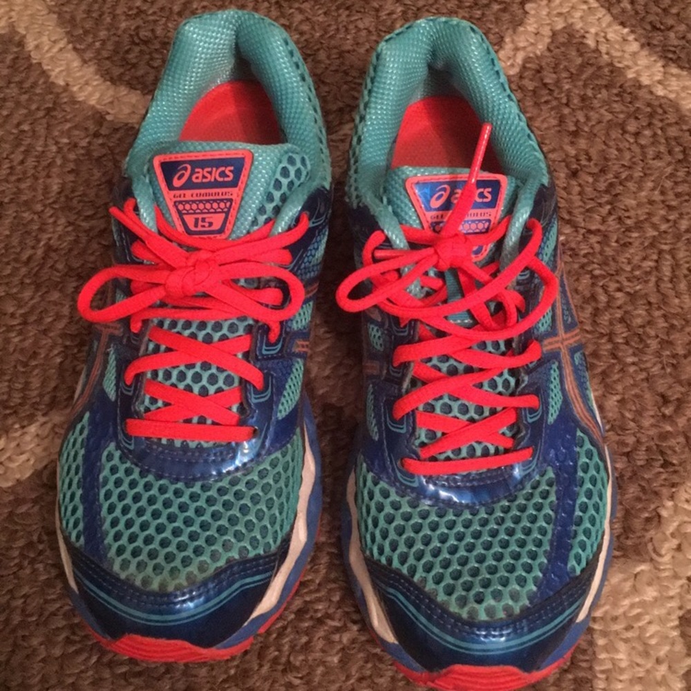 Women’s ASICS running/training sneakers